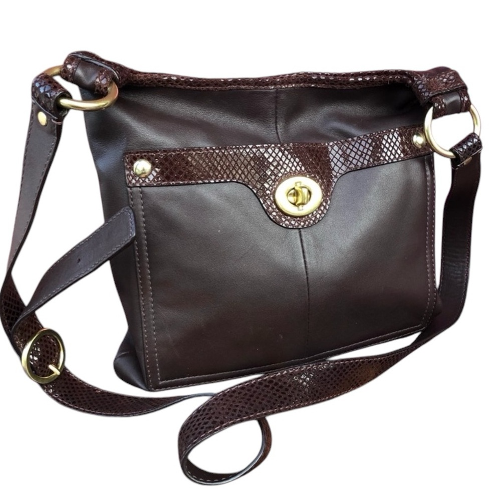 Like New Brown Coach crossbody F16533